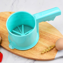 Load image into Gallery viewer, Handheld Flour Sieve Fine Mesh for Straining Powdering Flour Round Flour Sifter Cake Baking Sugar Icing Filter
