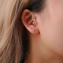 Load image into Gallery viewer, Acupressure Slimming Monkey King's Hoop Curse Earrings Healthcare Weight Loss Non Piercing Earrings creative Acupoints Clip
