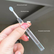 Load image into Gallery viewer, Soft Lip Brush With Cover Silicone Head Lip Applicator Brush Makeup Brushes With Cover Lips Cosmetic Women Beauty Makeup Tools
