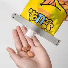 Load image into Gallery viewer, Snack Food Sealing Clip Plastic Fresh Keeping Sealer Food Saver Clamp Seal Food Storage Bag Clip Portable Kitchen Accessories
