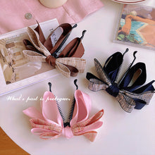 Load image into Gallery viewer, Personalized Korean Super Fairy Mesh Flower Feather Clip Fashionable Clamp Back Head Plate Hair Shark Hairpin Apparel Accessories
