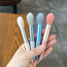 Load image into Gallery viewer, 8pcs/set Mini Portable Makeup Brushes Set Foundation Brush Eye Shadow Brush Makeup Brushes Set Makeup Tools
