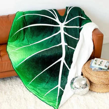 Load image into Gallery viewer, Large Leaf Blanket for Bed Sofa Cover Flannel Throw Blanket Home Decor Cozy Warm Fluffy Adult Blanket
