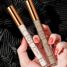 Load image into Gallery viewer, Liquid Highlight Contouring Nose Silhouette Face Lightening Long-lasting Highlight Liquid Face Makeup Cosmetic
