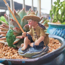 Load image into Gallery viewer, Aquarium Old Fisherman Ornaments Fish Tank Resin Decoration Accessories Garden Decor Fingurine Desk Ornaments
