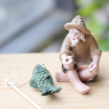 Load image into Gallery viewer, Aquarium Old Fisherman Ornaments Fish Tank Resin Decoration Accessories Garden Decor Fingurine Desk Ornaments

