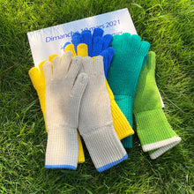 Load image into Gallery viewer, Women Winter Pure Color Knitted Woolen Gloves Screen Student Riding Split Finger Thick Warm Gloves Couple Christmas Gift
