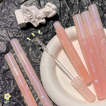 Load image into Gallery viewer, Transparent Water Glossy Lip Glaze Mirror Water Lip Gloss Lip Oil Lasting Lip Glaze Lipstick Clear Glitter Primer Hydrating Makeup
