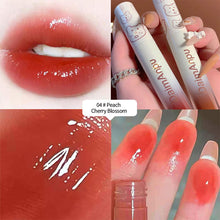 Load image into Gallery viewer, Cute Lip Gloss Moisturizing Lip Plumper Lip Gloss Nutritious Reduce Lip Line Liquid Lipstick Lips Tint Lip Glaze Cosmetics
