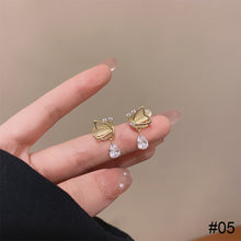 Load image into Gallery viewer, Temperamental Opal Earrings Niche Personalized Alloy Earrings Ear Studs Jewelry Accessories for Women
