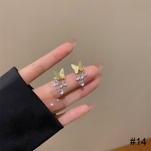 Load image into Gallery viewer, Temperamental Opal Earrings Niche Personalized Alloy Earrings Ear Studs Jewelry Accessories for Women
