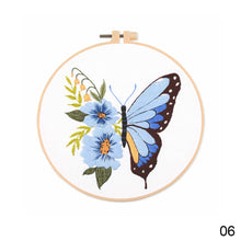 Load image into Gallery viewer, DIY Embroidery Kit Butterfly Kit Starter Beginners Kids Handcraft Needlework Cross Stitch Kit Cotton Embroidery Painting Embroidery Hoop Home Decor
