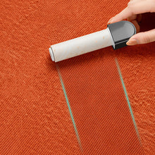 Load image into Gallery viewer, USB Rechargeable Electric Lint Remover Fluff Pellets Cut Fuzz Pellet Trimmer Machine Portable Sweater Shaver Fuzz Spooling Machine Pellets Removal Cutter
