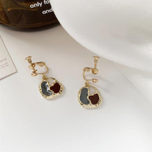 Load image into Gallery viewer, Antique Color Blocked Pendant Earrings Temperamental Simple Alloy Ear Studs Earrings Jewelry Accessories
