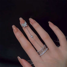 Load image into Gallery viewer, Niche Simple Butterfly Tassel Finger Ring Adjustable Shiny Ring Women Alloy Ring Jewelry Accessory
