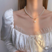 Load image into Gallery viewer, Pearl Love Pendant Necklace Retro Niche Alloy Pearl Necklace Clavicle Chain Versatile Jewelry for Women
