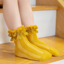 Load image into Gallery viewer, Children Lace Socks Warm Socks Soft Breathable Lace Socks Comfortable Cotton Socks for Girls
