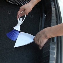 Load image into Gallery viewer, 2Pcs Car Dashboard Vent Air Outlet Cleaning Brush Dustpan Broom Tool Kit
