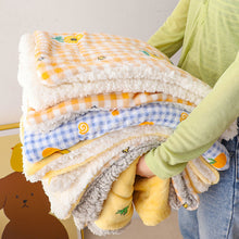 Load image into Gallery viewer, Thicken Soft Cat Bed Pet Mats Winter Cat Puppy Mat Blanket Pet Products Dog Bed For Small Large Dogs Carpet
