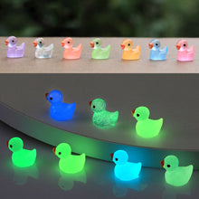 Load image into Gallery viewer, 5/10/20Pcs Mini Luminous Resin Ducks Glow in The Dark Miniature Ornament Tiny Ducks For DIY Car Garden Dollhouse Micro Landscape
