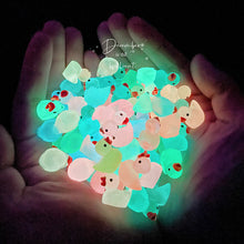 Load image into Gallery viewer, 5/10/20Pcs Mini Luminous Resin Ducks Glow in The Dark Miniature Ornament Tiny Ducks For DIY Car Garden Dollhouse Micro Landscape
