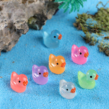 Load image into Gallery viewer, 5/10/20Pcs Mini Luminous Resin Ducks Glow in The Dark Miniature Ornament Tiny Ducks For DIY Car Garden Dollhouse Micro Landscape

