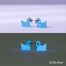 Load image into Gallery viewer, 5/10/20Pcs Mini Luminous Resin Ducks Glow in The Dark Miniature Ornament Tiny Ducks For DIY Car Garden Dollhouse Micro Landscape
