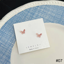 Load image into Gallery viewer, Stereoscopic Butterfly Earrings Alloy Delicate Ear Studs Temperamental Versatile Earrings Jewelry Accessories
