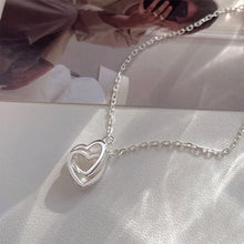 Load image into Gallery viewer, Double Heart-shaped Interlocking Bracelet Exquisite Small Love Bracelet Alloy Hand Jewelry Accessory
