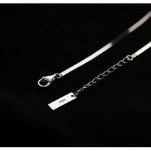Load image into Gallery viewer, Exquisite Small Silver Anklet Simple Alloy Ankle Chain Anklet Foot Jewelry Accessory for Women
