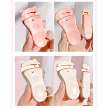 Load image into Gallery viewer, Cute Cat Claw Eyelashes Curler Makeup Accessories Tool Fit All Eyelash Shapes Professional for Cat's Paw Eyelash Curler Women
