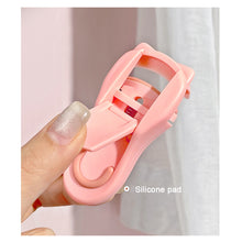 Load image into Gallery viewer, Cute Cat Claw Eyelashes Curler Makeup Accessories Tool Fit All Eyelash Shapes Professional for Cat's Paw Eyelash Curler Women
