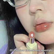 Load image into Gallery viewer, Moisturizing Mirror Tea Red Brown Crystal Lip Balm Jelly Lipstick Water Light Solid Lip Glaze Red Lip Gloss Makeup Cosmetics
