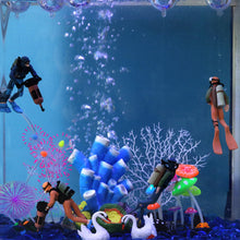 Load image into Gallery viewer, Aquarium Simulated Diver Miniature Diver Figure Diving Model Action Figure Miniature Sea Animal Model Ornaments Aquarium Decor Fish Tank Figurine Toy
