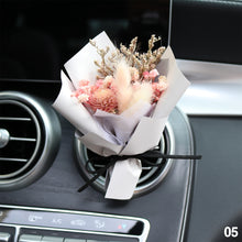 Load image into Gallery viewer, Car Air Outlet Perfume Decoration Immortal Dried Bouquet Small Fresh Air Conditioning Mouth Gypsophila paniculata Fragrance Clip
