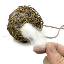 Load image into Gallery viewer, Rattan Balls Parrot Toys Interactive Parrot Chewing Bite Toy Foot Scratching Toy Birds Training Toy for Parakeet Budgie Bird Supplies
