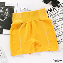 Load image into Gallery viewer, Women High Waist Workout Shorts Sport Shorts Seamless Fitness Shorts Cycling Shorts Scrunch Butt Yoga shorts Gym Leggings
