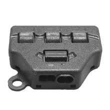 Load image into Gallery viewer, 1 In 3 Out Line Splitter Quick Connect Low Voltage Wire Splitter Distribution Block For Lighting Led Strip Connection Terminal
