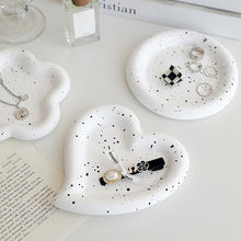 Load image into Gallery viewer, Ins Plate Heart Circle Gypsum Jewelry Plate Snacks Dessert Storage Tray Enamel Trinket Dish Photography Props
