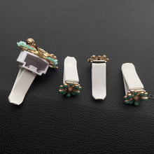 Load image into Gallery viewer, 4Pcs Car Air Conditioner Vent Daisy Perfume Clip Exquisite Decoration for for Girl Women's Car Accessories
