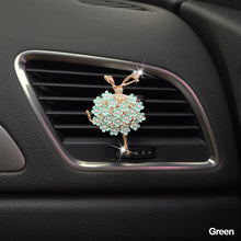 Load image into Gallery viewer, 4Pcs Car Air Conditioner Vent Daisy Perfume Clip Exquisite Decoration for for Girl Women's Car Accessories
