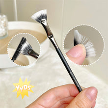 Load image into Gallery viewer, Fan-shaped Eyelash Brush Soft Bristle Angle Bend Eyelash Brush Makeup Brush Mascara Application Tool Beauty Tool
