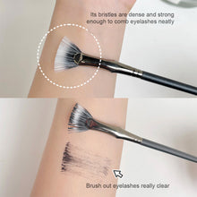 Load image into Gallery viewer, Fan-shaped Eyelash Brush Soft Bristle Angle Bend Eyelash Brush Makeup Brush Mascara Application Tool Beauty Tool
