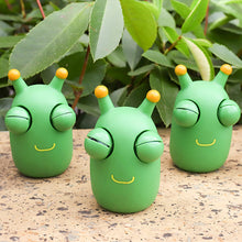 Load image into Gallery viewer, Funny Eyeball Burst Squeeze Toy Green Eye Caterpillar Pinch Toys Adult Kids Stress Relief Fidget Toy Creative Decompression Toy
