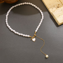 Load image into Gallery viewer, Temperamental Love Pendant Pearl Necklace Niche Vintage Alloy Pearl Necklace Clavicle Chain Jewelry Accessory
