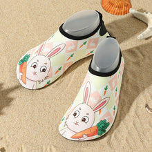 Load image into Gallery viewer, Children's outdoor beach shoes stick skin breathable soft sole diving shoes butterfly heel anti-cutting swimming shoes
