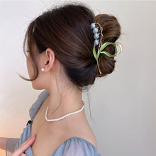 Load image into Gallery viewer, Bell Orchid Flower Hairpin Fashion Temperamental Flower Alloy Hair Clip Headdress Hair Accessories for Women
