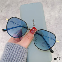 Load image into Gallery viewer, Color Changing Anti Blue Light Glasses Fashion Polygonal Glasses Lightweight Comfortable Outdoor Sunglasses For Women
