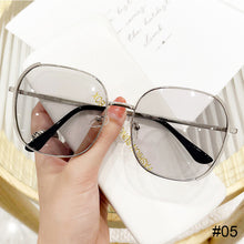 Load image into Gallery viewer, Fashion Large Frame Sunglasses Comfortable Unpolarized Sunglasses UV Protection Metal Frame Outdoor Sunglasses
