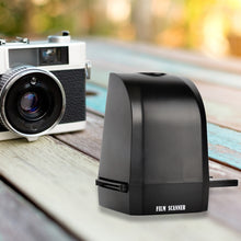 Load image into Gallery viewer, 135 Film Slide Scanner Converter Portable Negative Film Scanner 8 Megapixel CMOS Slides &amp; Negatives to Digital JPEG Photos
